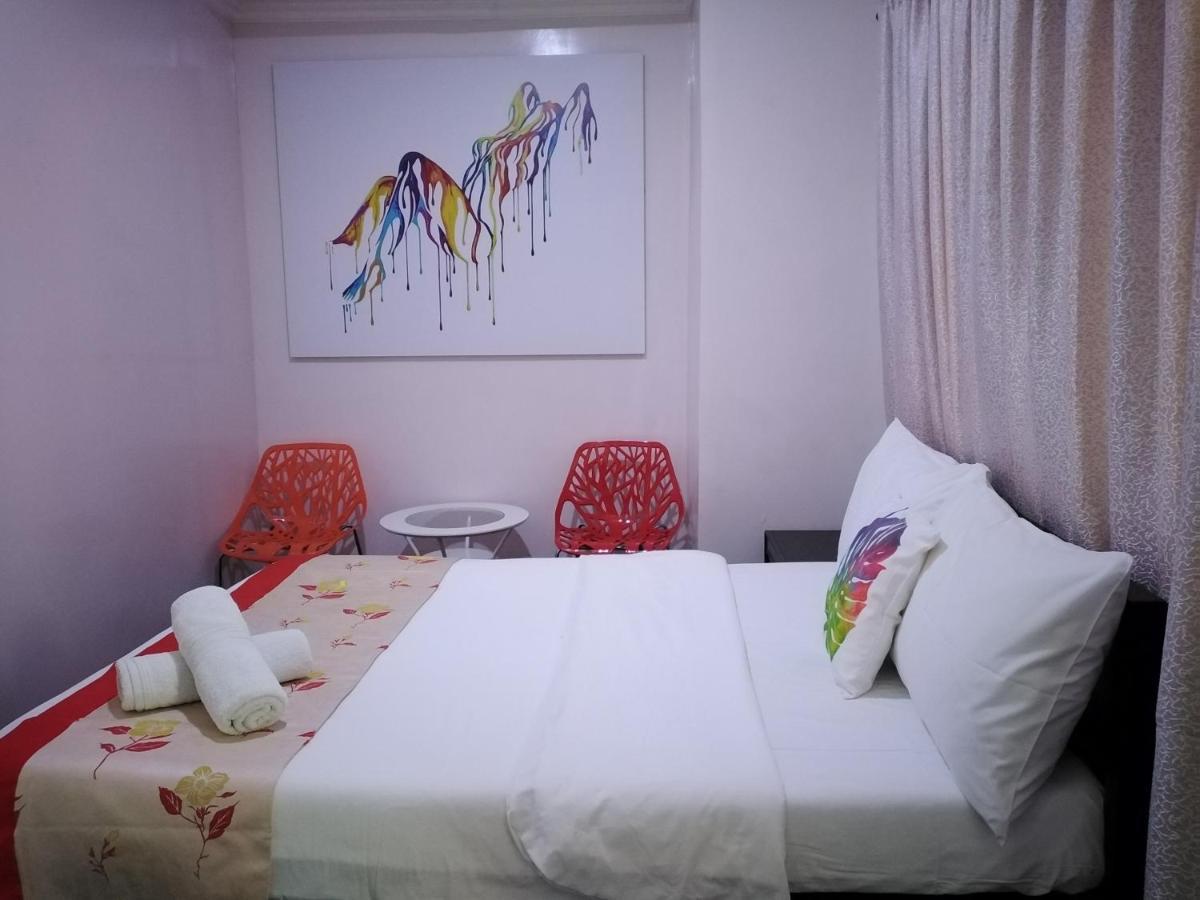 מקטאן Halfway House Hostel Mactan Cebu Airport מראה חיצוני תמונה